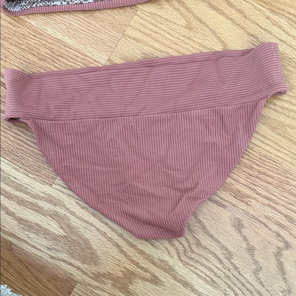 ACACIA Pink Ribbed Bikini Set - Picture 5 of 6